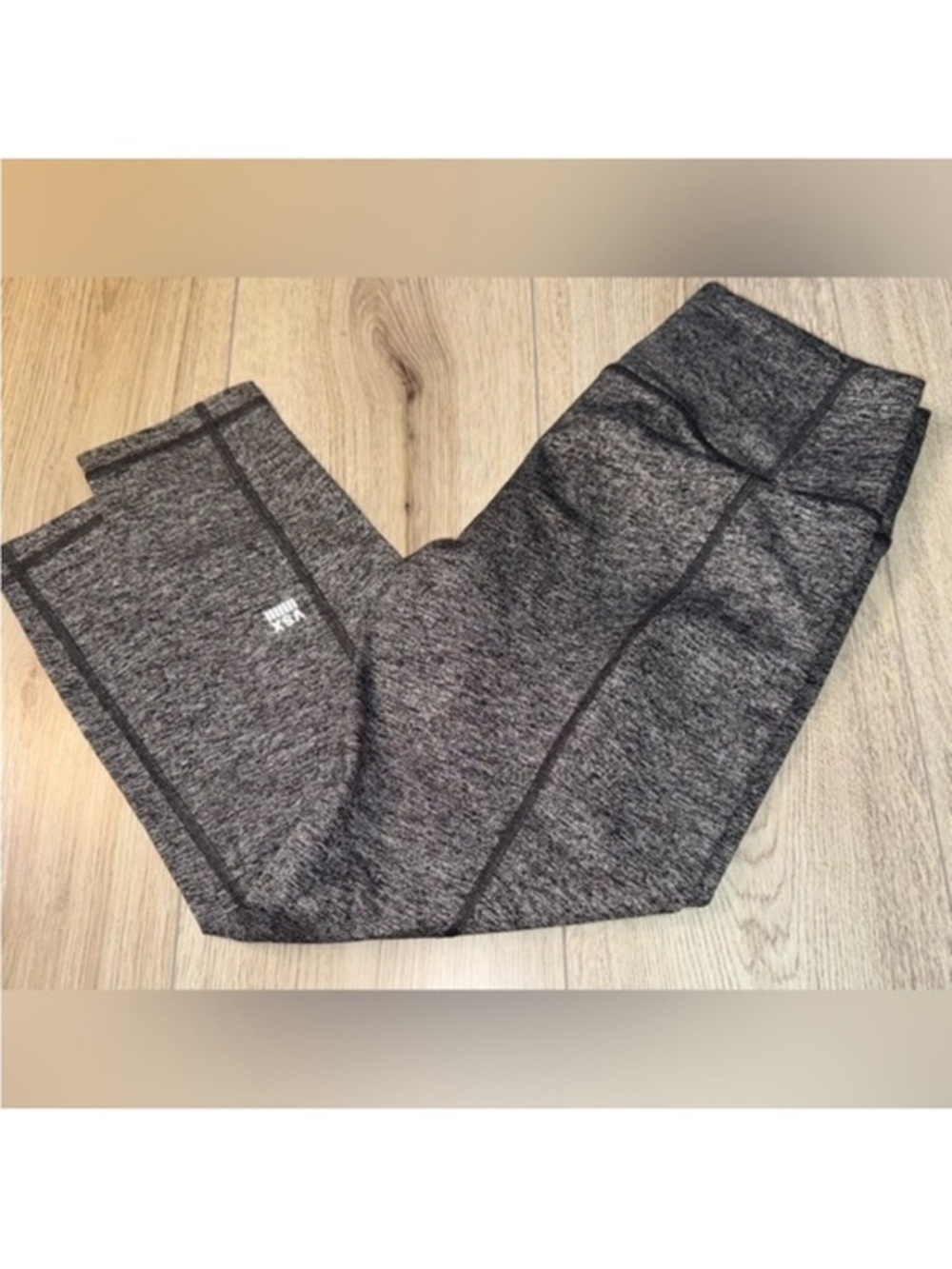 Victoria Secret sport vsx Victoria sport knockout grey Capri crop leggings tight